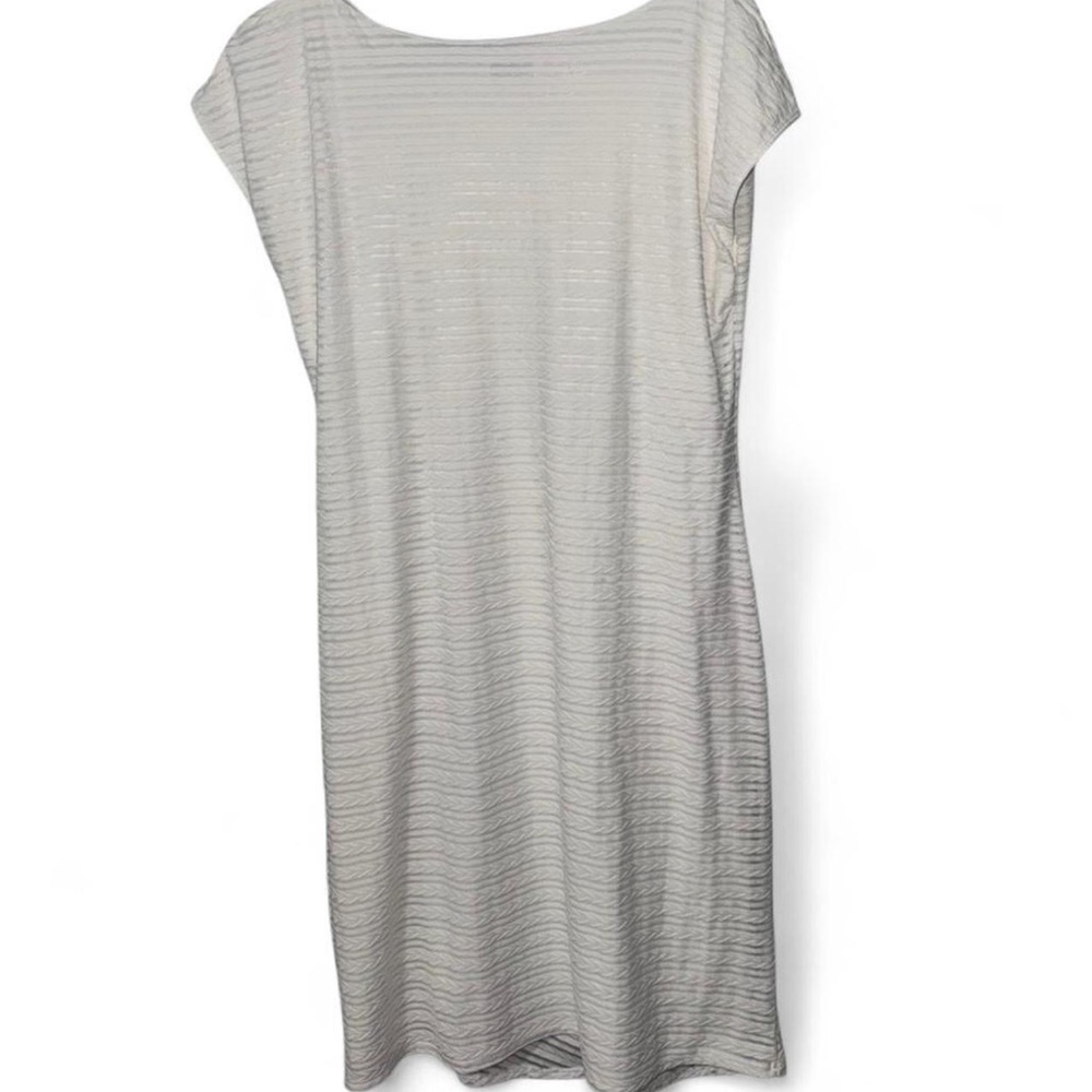 ✨ Olivia Matthews White Textured Side-Drape Dress (2X) - Picture 3 of 3